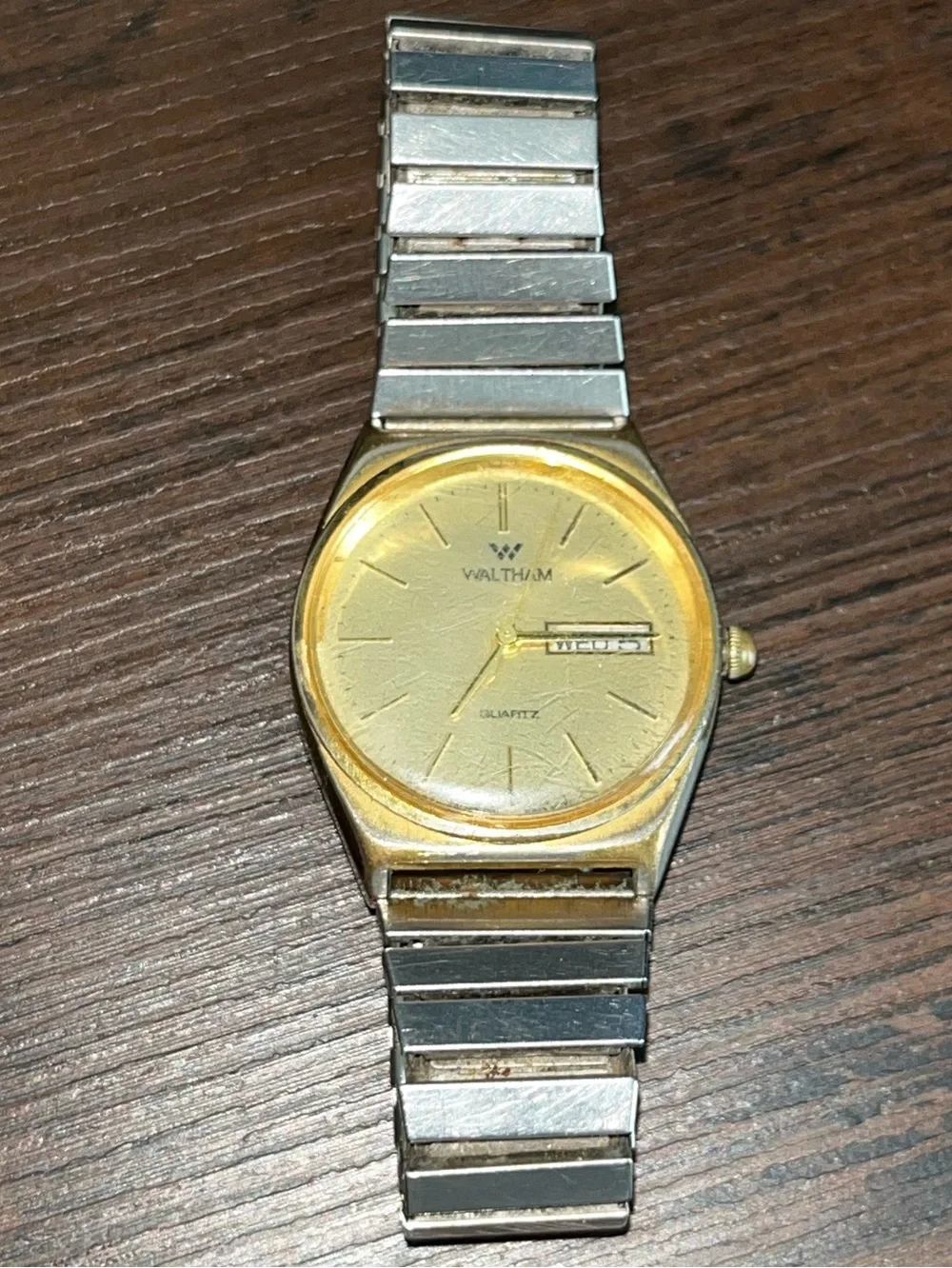 Waltham: Vintage Day/Date Watch: Light Scratches See Pics New Battery Flex Band